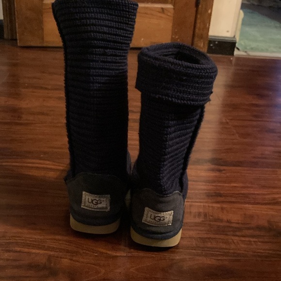 Boots-UGG Knit Sweater boots. Navy / size 8 - Picture 3 of 5